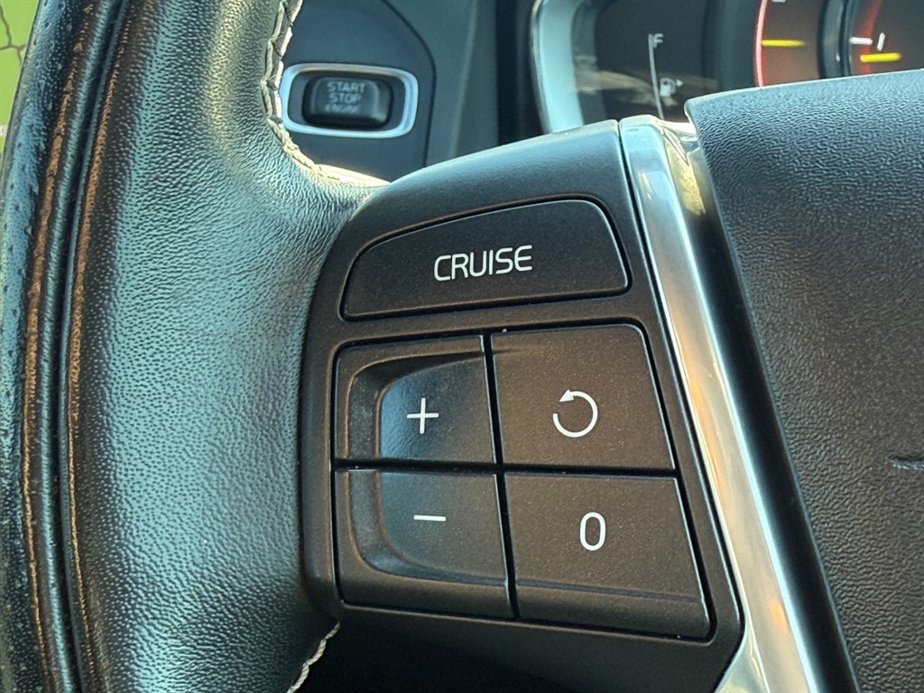 Used Volvo XC60 2017 for sale - 75844034: Photo 30