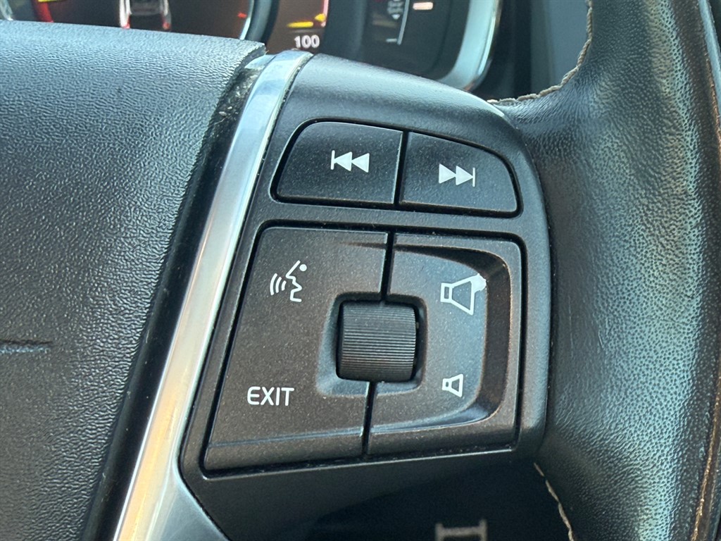 Used Volvo XC60 2017 for sale - 75844034: Photo 31