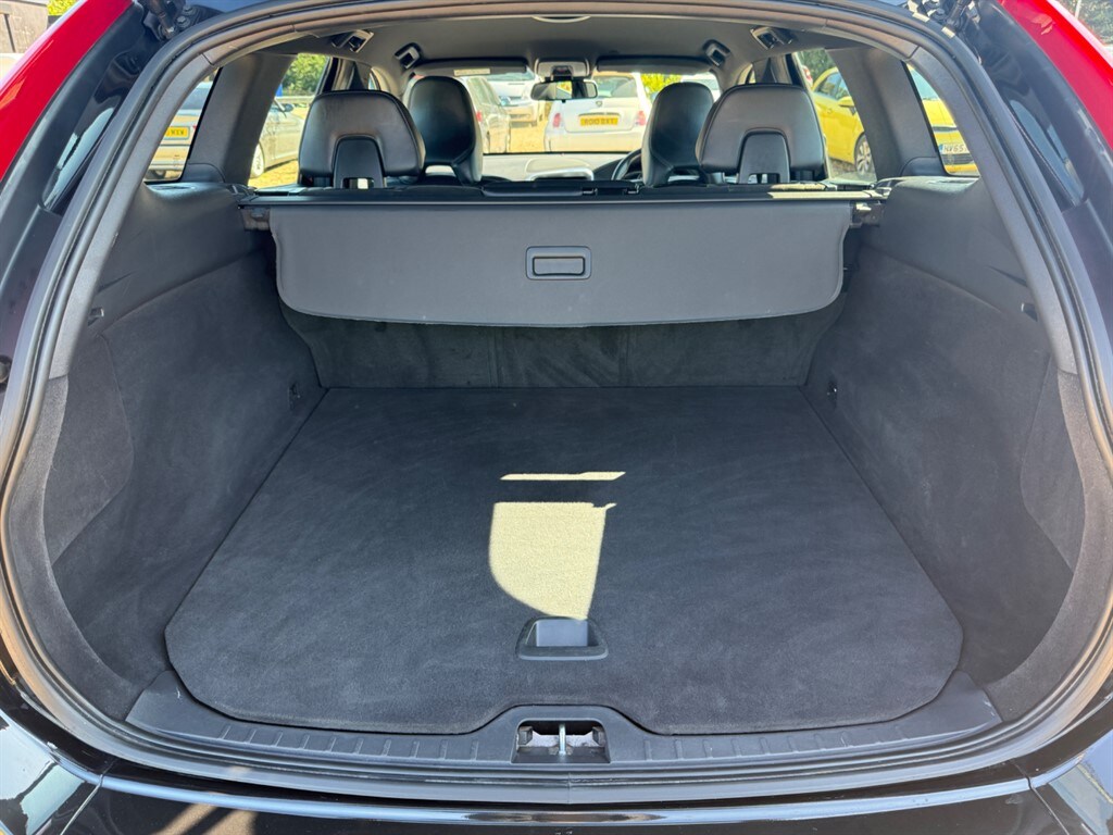Used Volvo XC60 2017 for sale - 75844034: Photo 56
