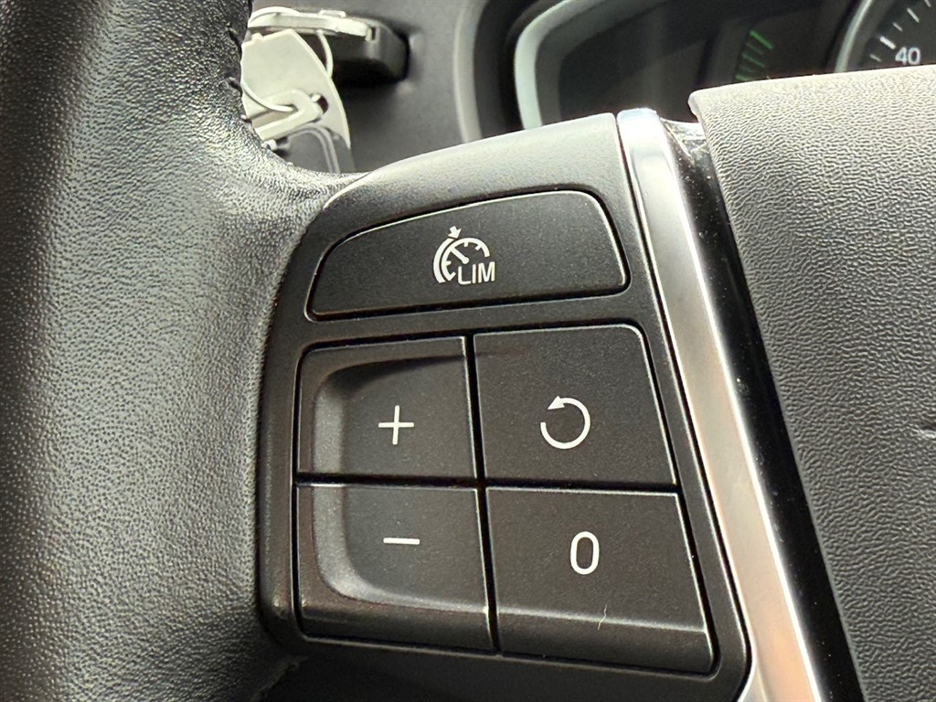Vehicle 33