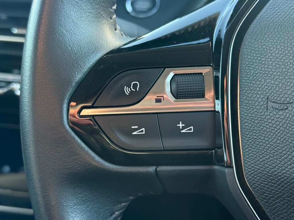 Used Peugeot 208 2020 for sale - 76290156: Photo 26