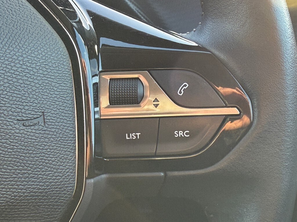 Used Peugeot 208 2020 for sale - 76290156: Photo 27