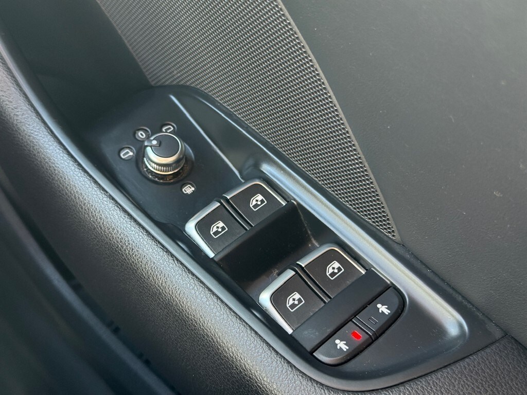 Used Audi A3 2018 for sale - 75695916: Photo 37