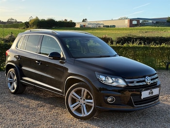 Volkswagen - Tiguan