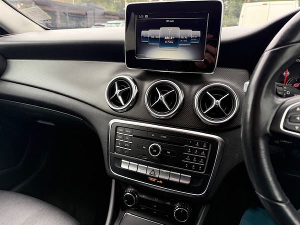 Used Mercedes-Benz GLA 2018 for sale - 76265779: Photo 35