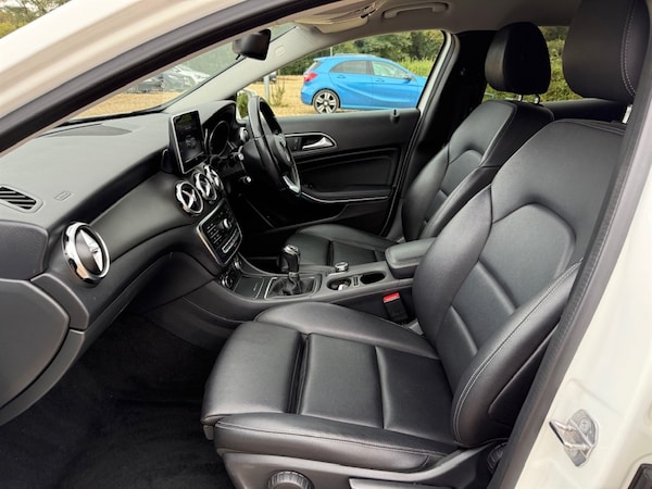 Used Mercedes-Benz GLA 2018 for sale - 76265779: Photo 48