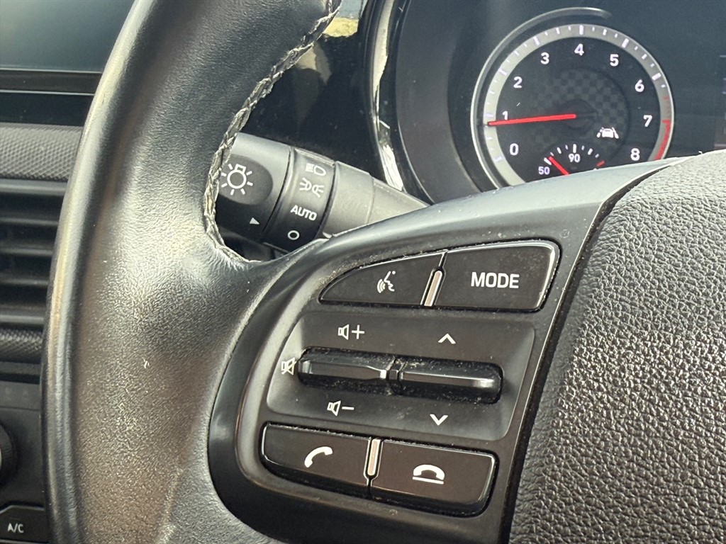 Used Hyundai i10 2020 for sale - 76255144: Photo 31