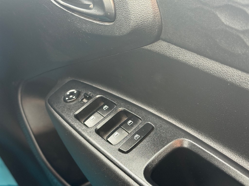 Used Hyundai i10 2020 for sale - 76255144: Photo 34