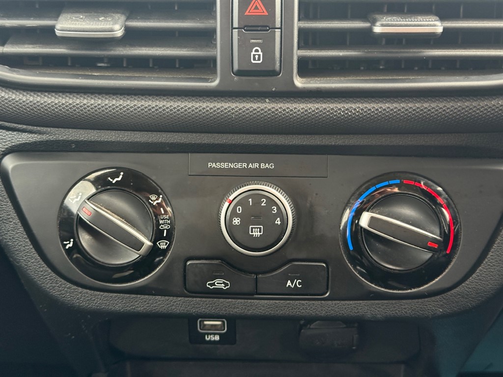 Used Hyundai i10 2020 for sale - 76255144: Photo 43