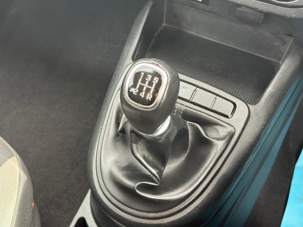 Used Hyundai i10 2020 for sale - 76255144: Photo 46