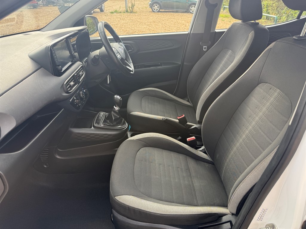 Used Hyundai i10 2020 for sale - 76255144: Photo 52