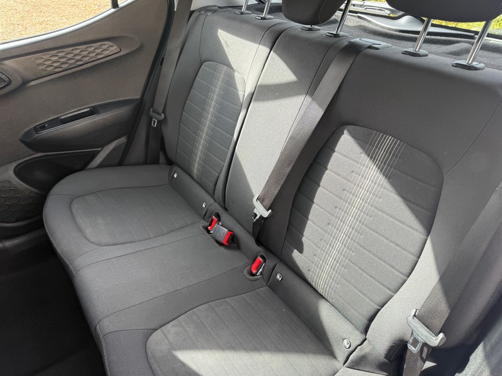 Used Hyundai i10 2020 for sale - 76255144: Photo 57