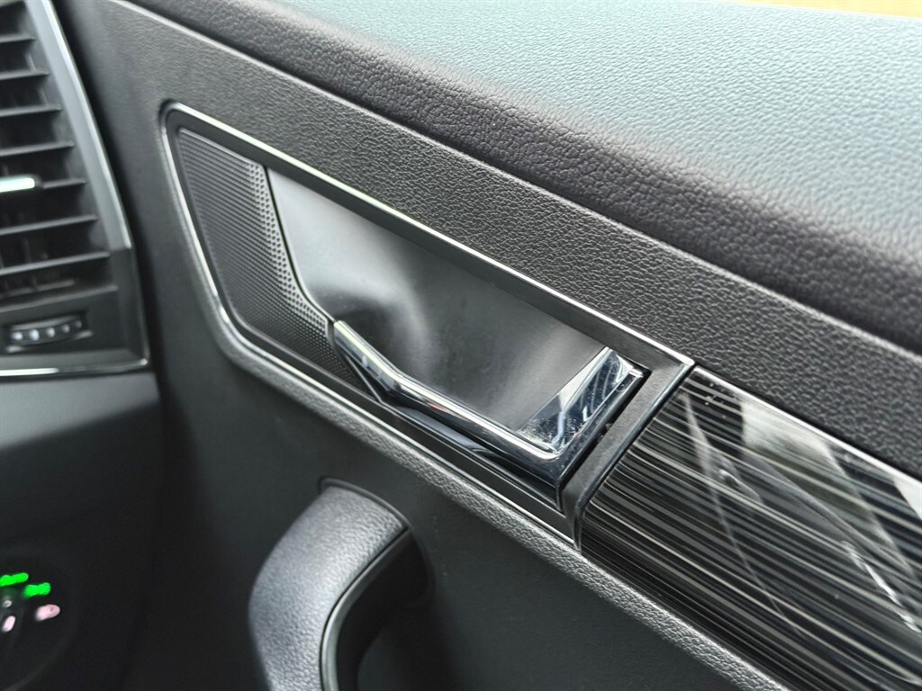 Used Skoda Karoq 2021 for sale - 76835112: Photo 33