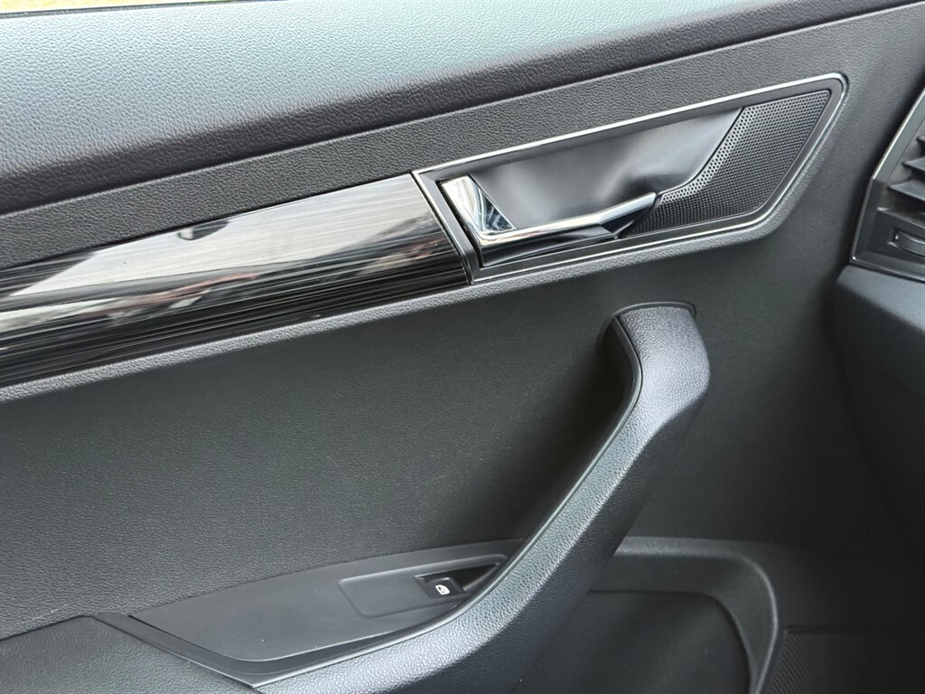 Used Skoda Karoq 2021 for sale - 76835112: Photo 50