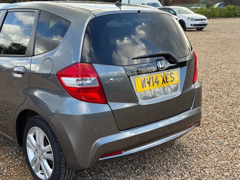 Used Honda Jazz 2014 for sale - 76532391: Photo 11