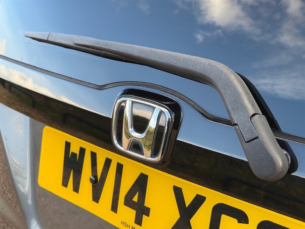 Used Honda Jazz 2014 for sale - 76532391: Photo 15