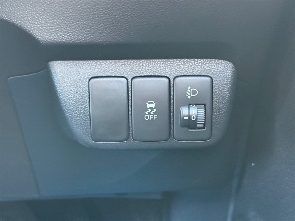 Used Honda Jazz 2014 for sale - 76532391: Photo 31