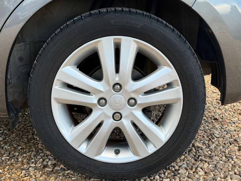 Used Honda Jazz 2014 for sale - 76532391: Photo 9