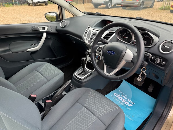 Used Ford Fiesta 2012 for sale - 75695887: Photo 24