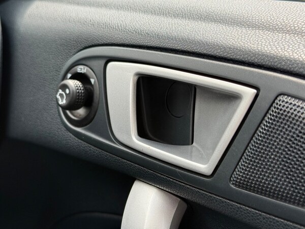 Used Ford Fiesta 2012 for sale - 75695887: Photo 28