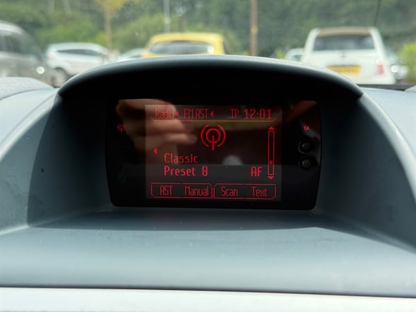 Used Ford Fiesta 2012 for sale - 75695887: Photo 31