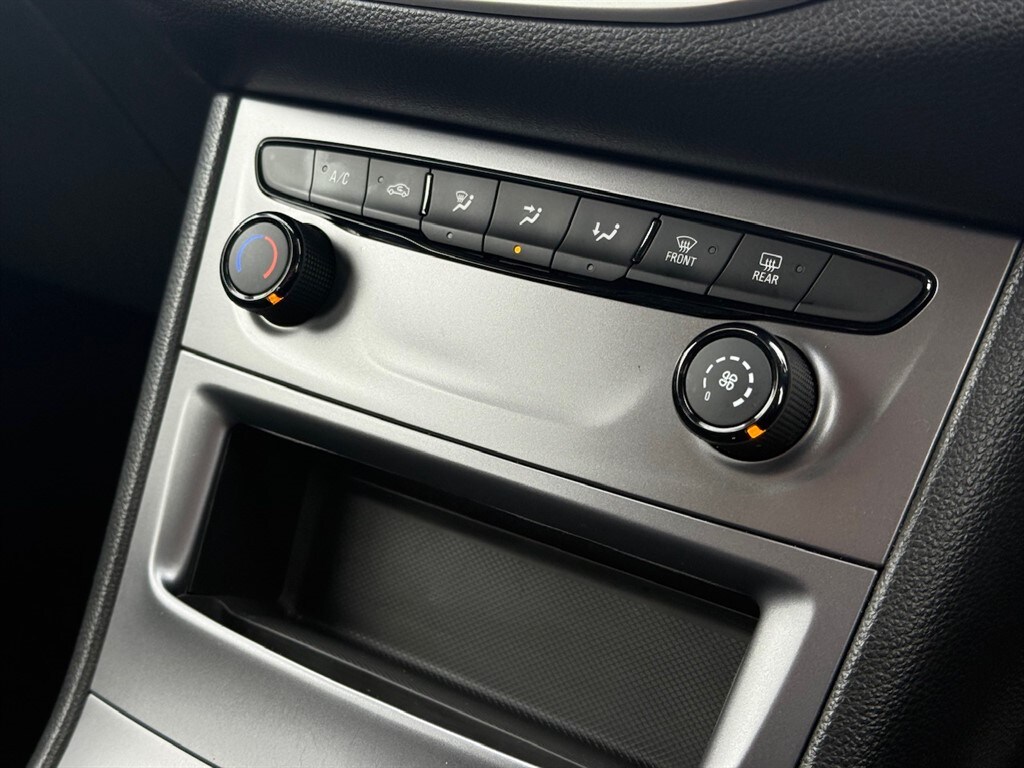 Used Vauxhall Astra 2021 for sale - 77165619: Photo 42