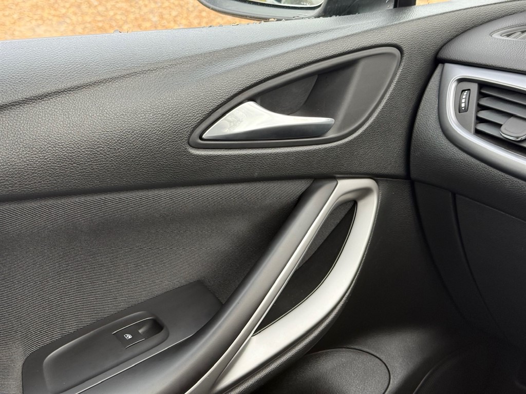 Used Vauxhall Astra 2021 for sale - 77165619: Photo 48