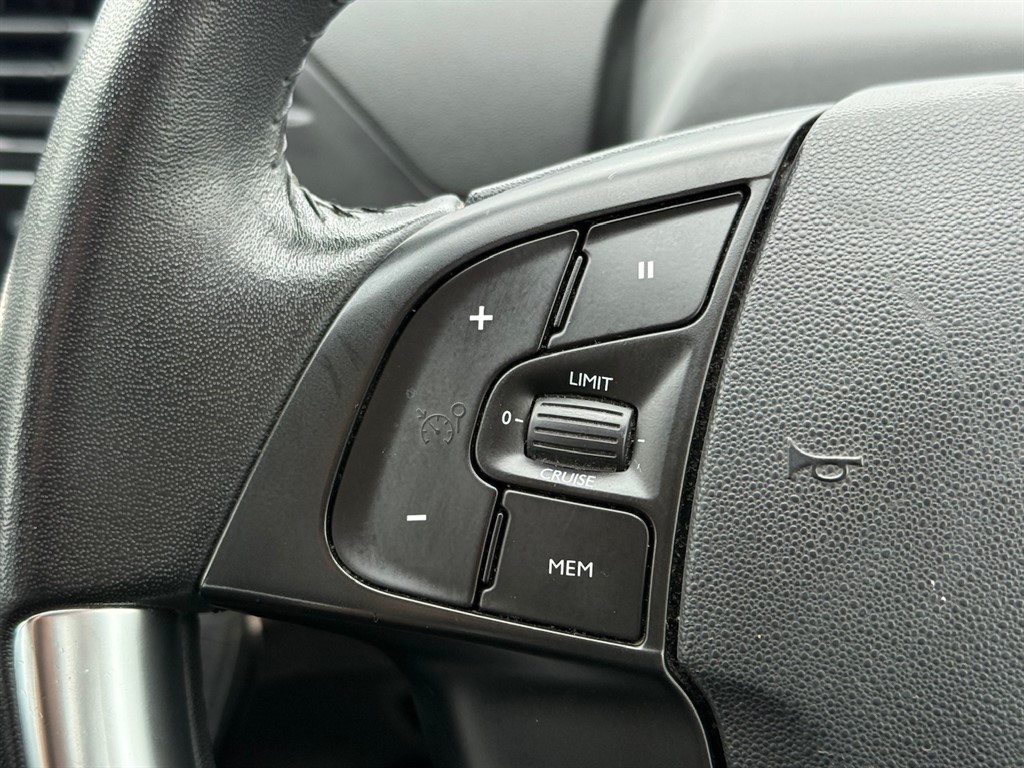 Used Citroen C4 Grand Picasso 2015 for sale - 76862009: Photo 29