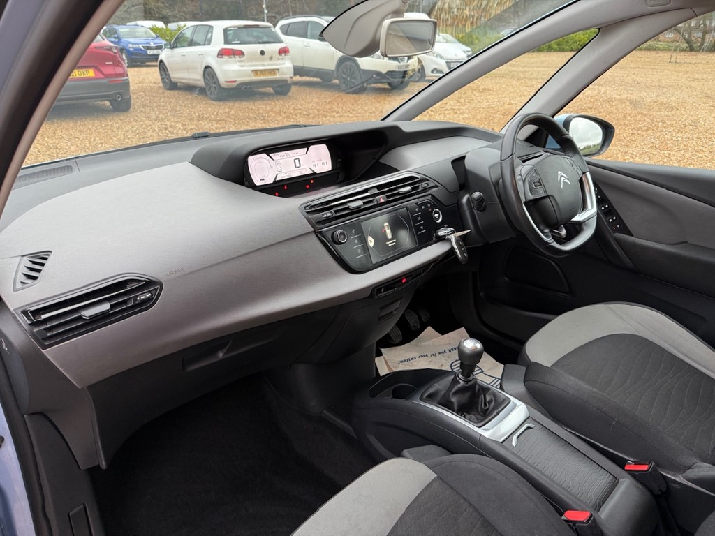 Used Citroen C4 Grand Picasso 2015 for sale - 76862009: Photo 50