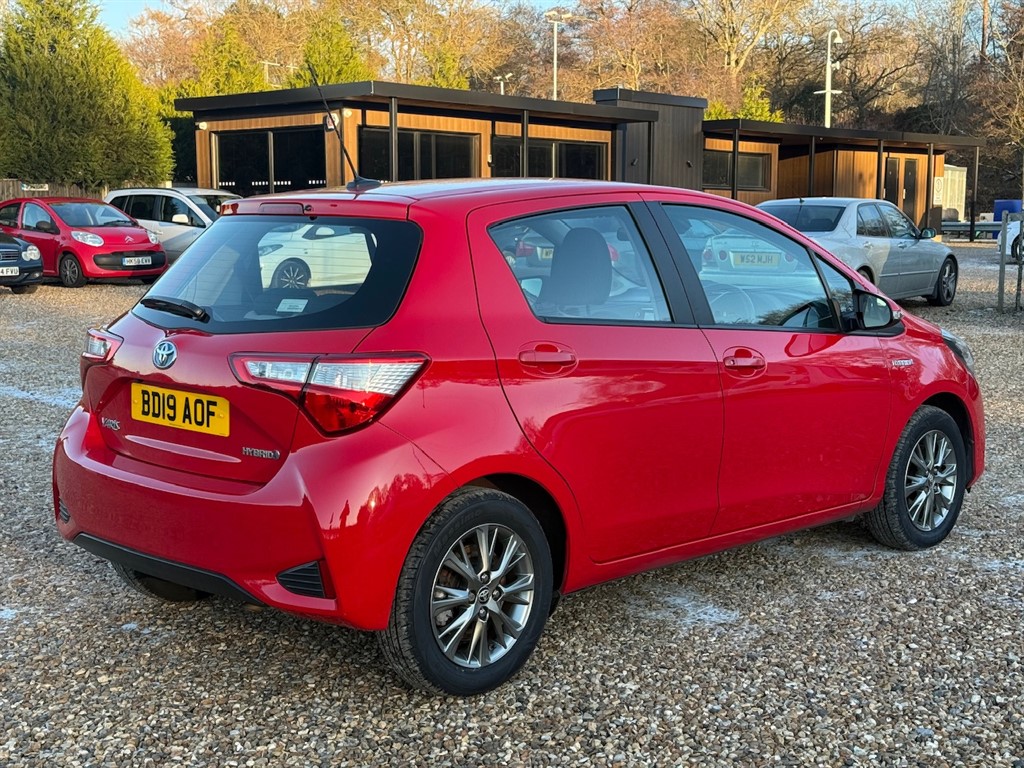 Used Toyota Yaris 2019 for sale - 76960399: Photo 17