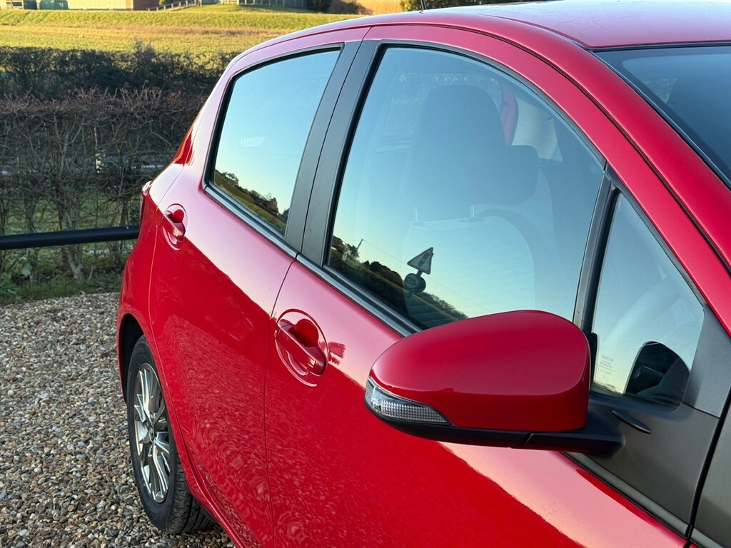 Used Toyota Yaris 2019 for sale - 76960399: Photo 24