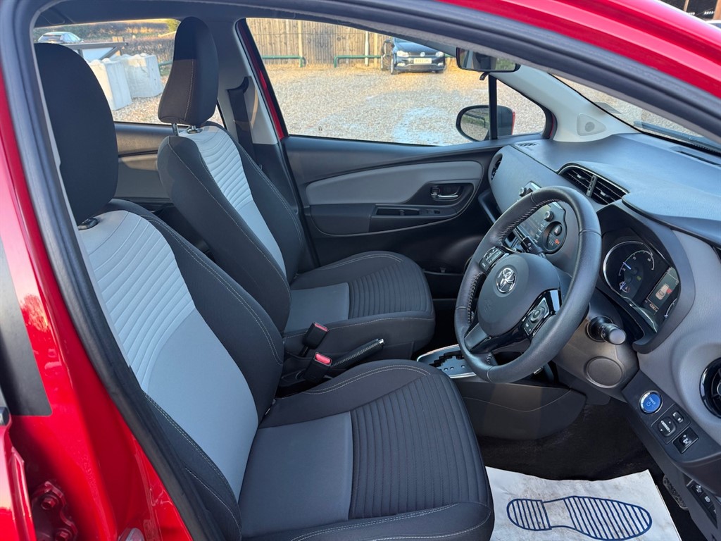 Used Toyota Yaris 2019 for sale - 76960399: Photo 26