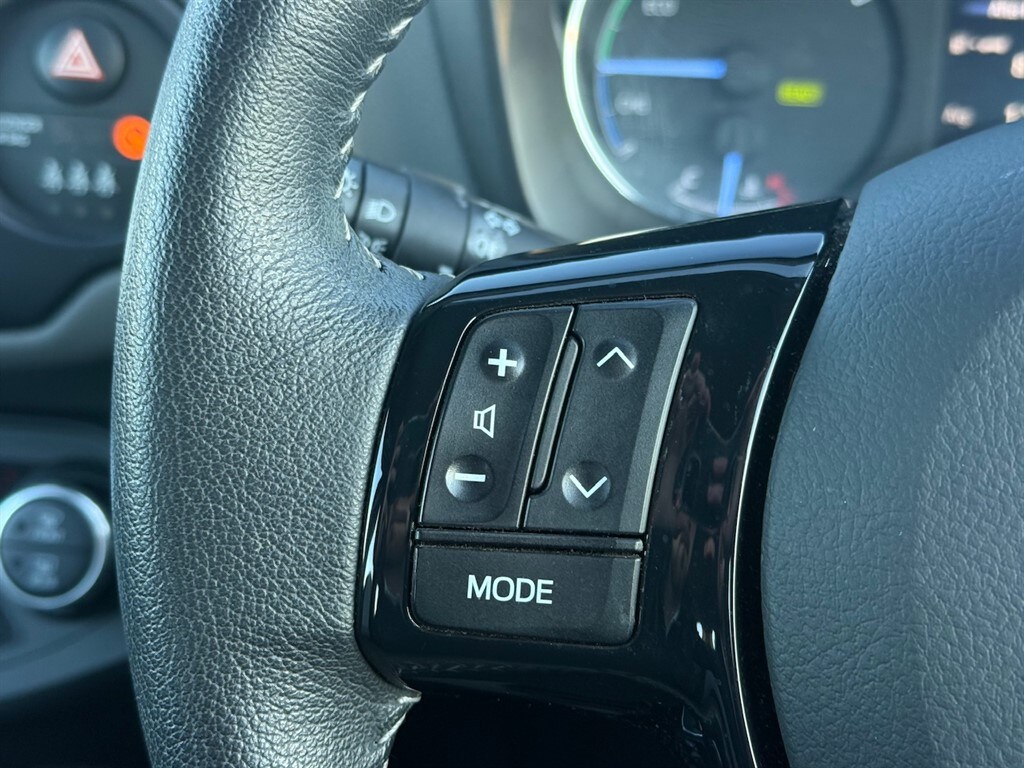 Used Toyota Yaris 2019 for sale - 76960399: Photo 31