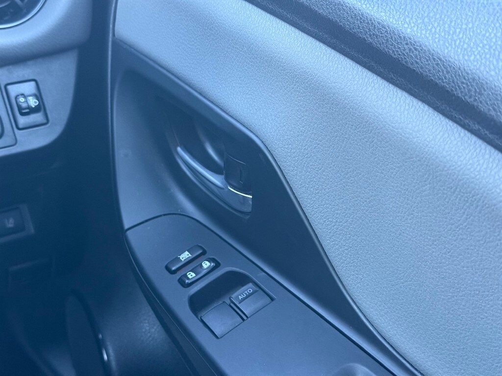 Used Toyota Yaris 2019 for sale - 76960399: Photo 35