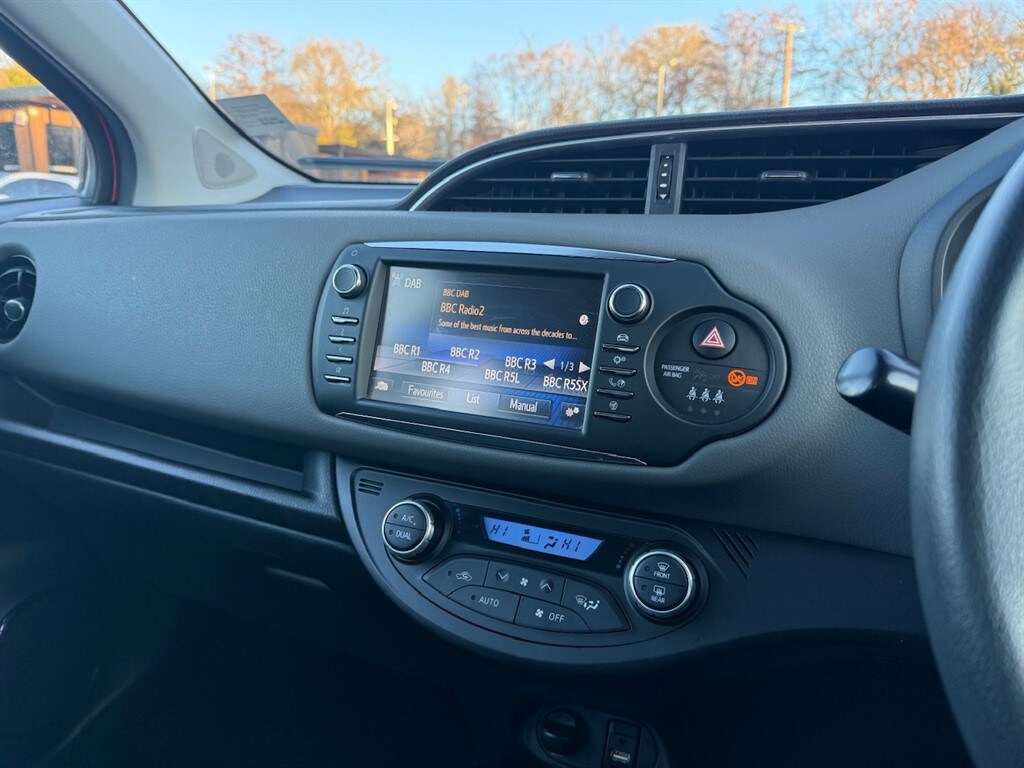 Used Toyota Yaris 2019 for sale - 76960399: Photo 36