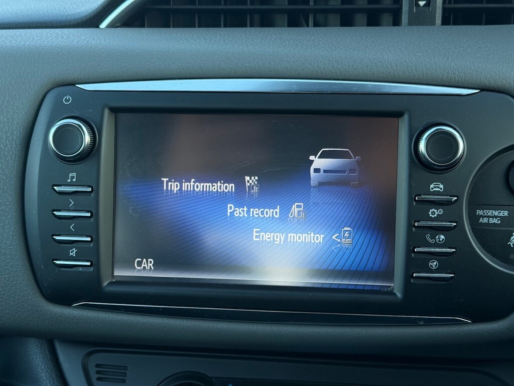 Used Toyota Yaris 2019 for sale - 76960399: Photo 39