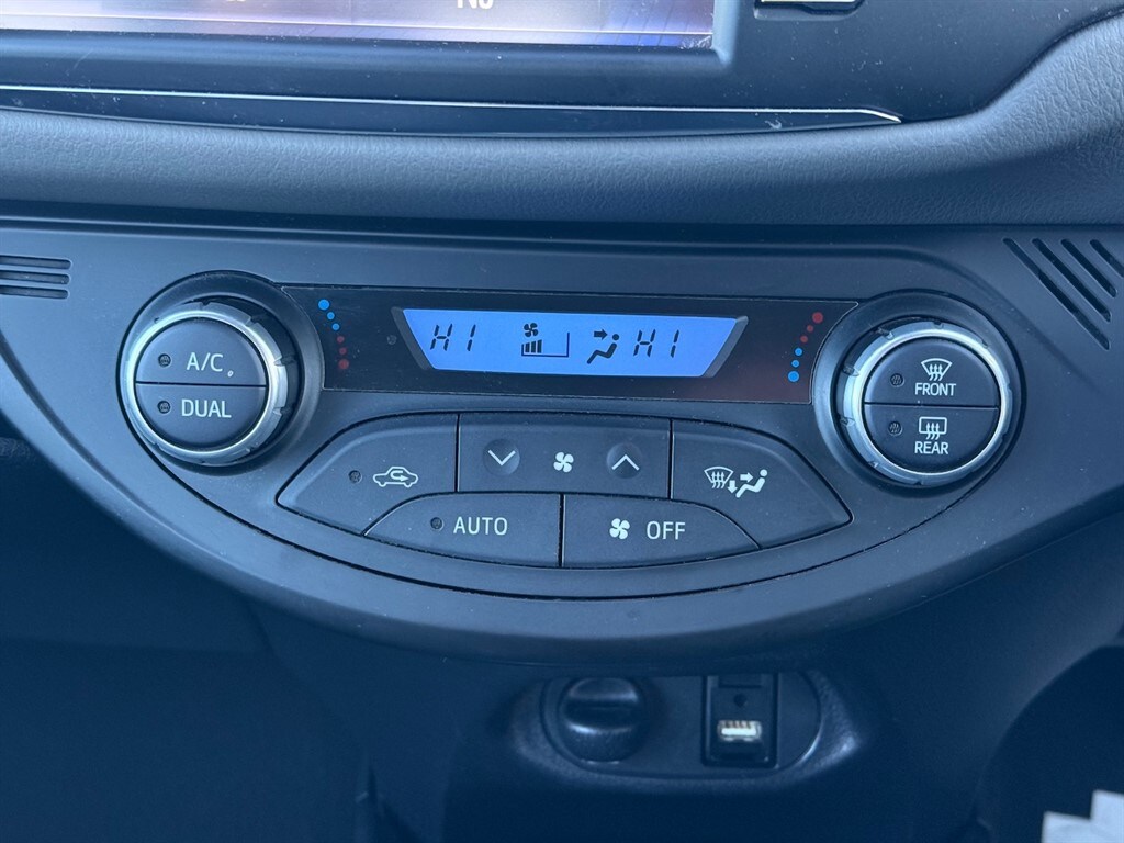 Used Toyota Yaris 2019 for sale - 76960399: Photo 44