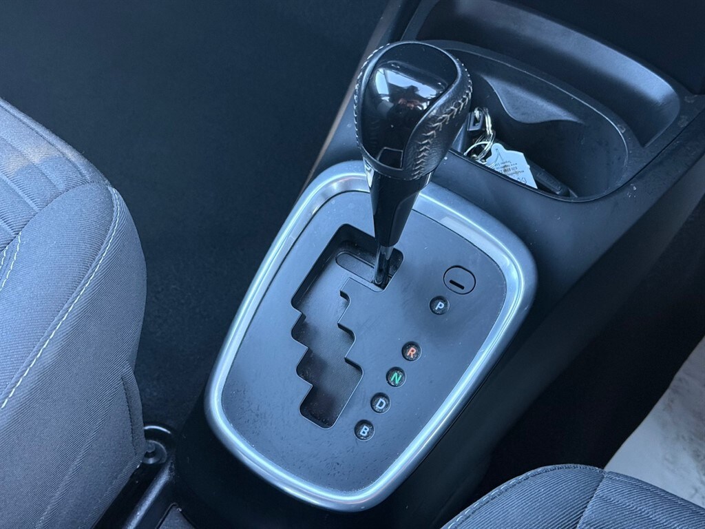 Used Toyota Yaris 2019 for sale - 76960399: Photo 46