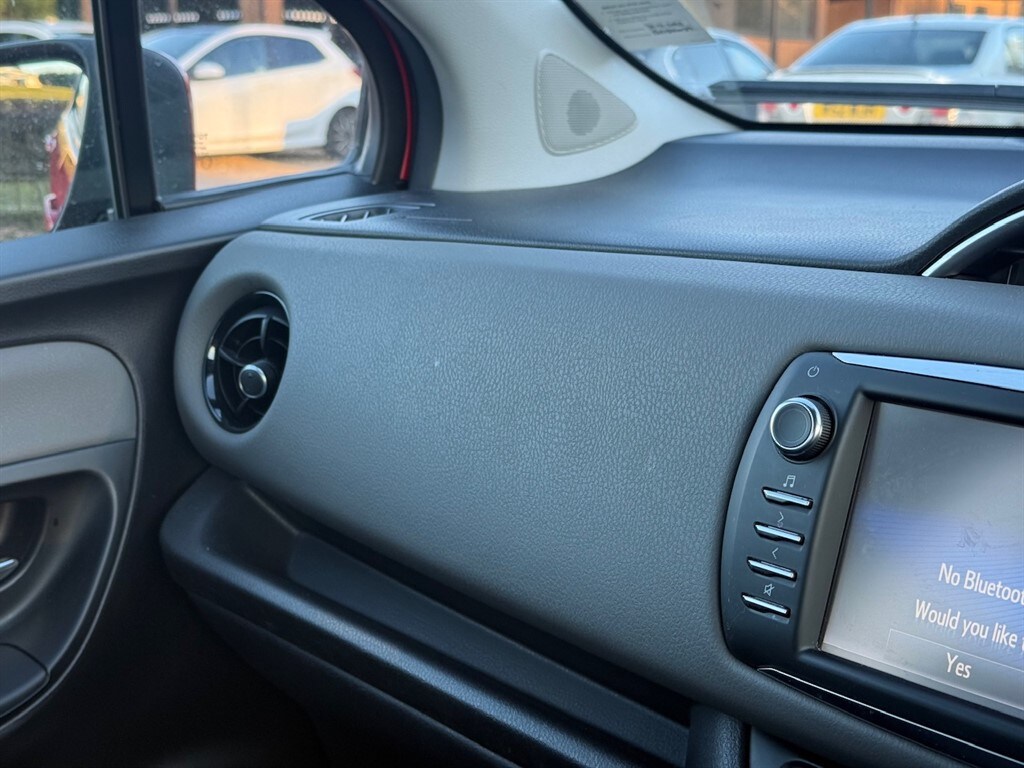 Used Toyota Yaris 2019 for sale - 76960399: Photo 48