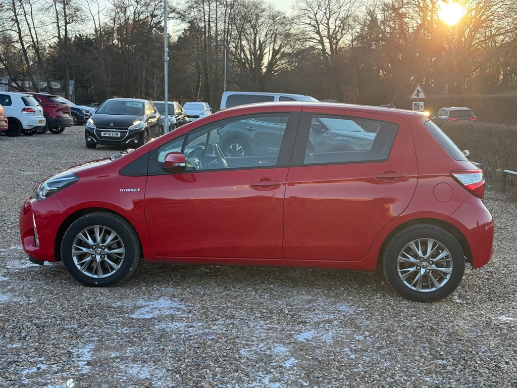 Used Toyota Yaris 2019 for sale - 76960399: Photo 8