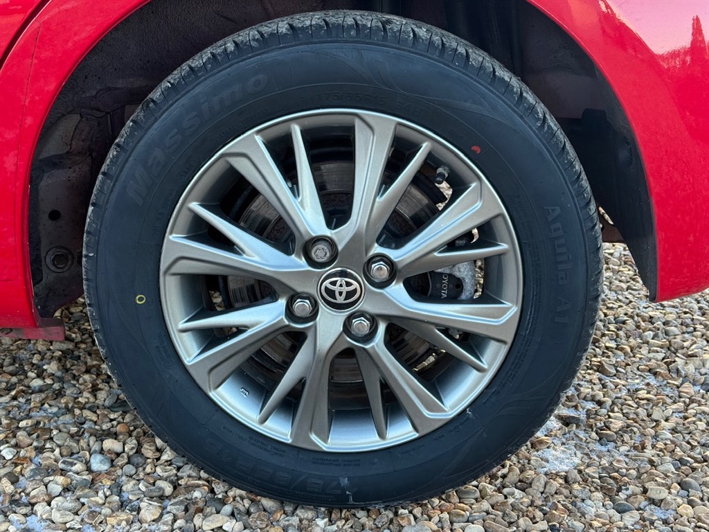 Used Toyota Yaris 2019 for sale - 76960399: Photo 9