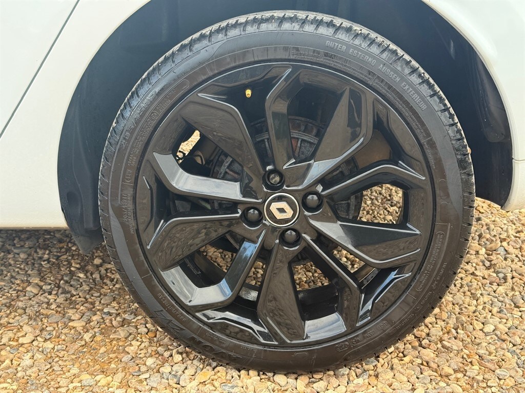 Used Renault Clio 2017 for sale - 75695858: Photo 10