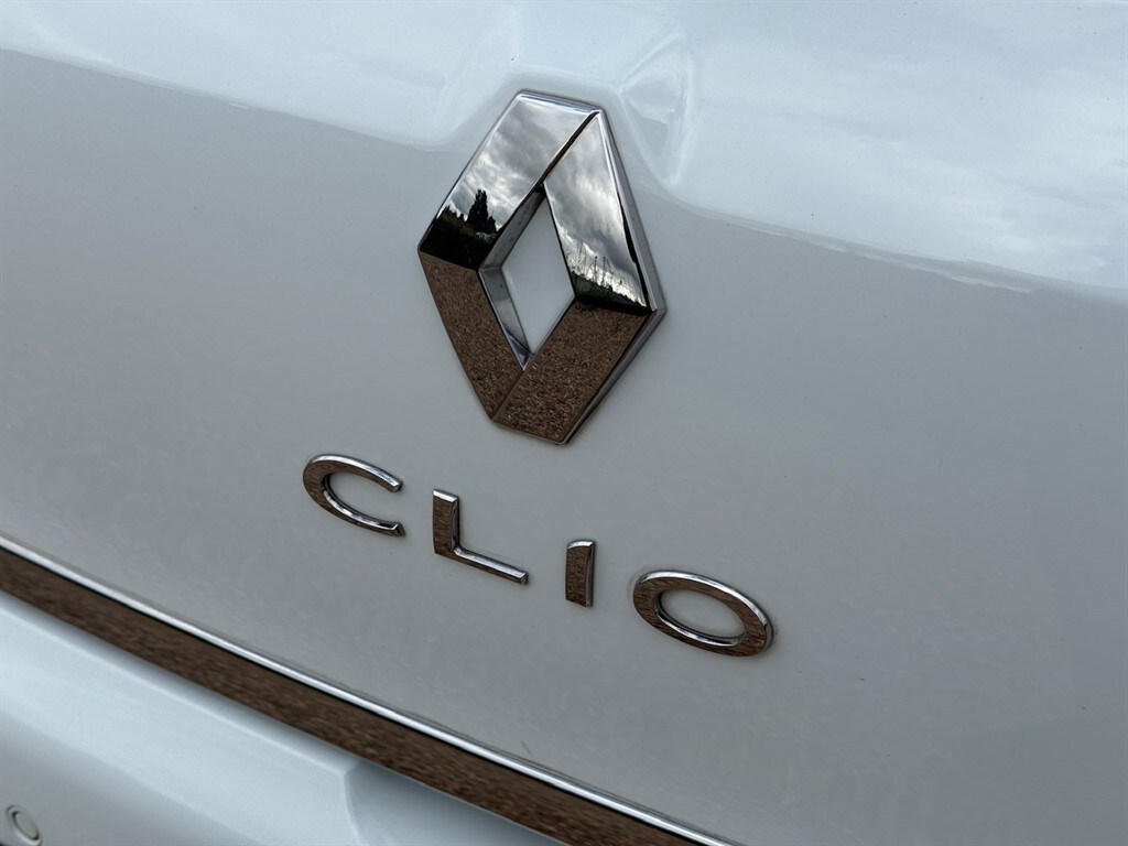 Used Renault Clio 2017 for sale - 75695858: Photo 15