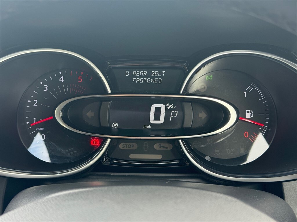 Used Renault Clio 2017 for sale - 75695858: Photo 30