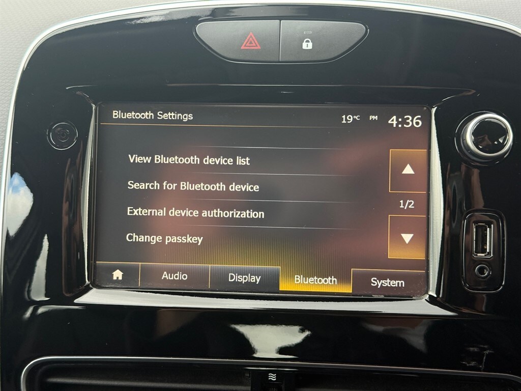 Used Renault Clio 2017 for sale - 75695858: Photo 44