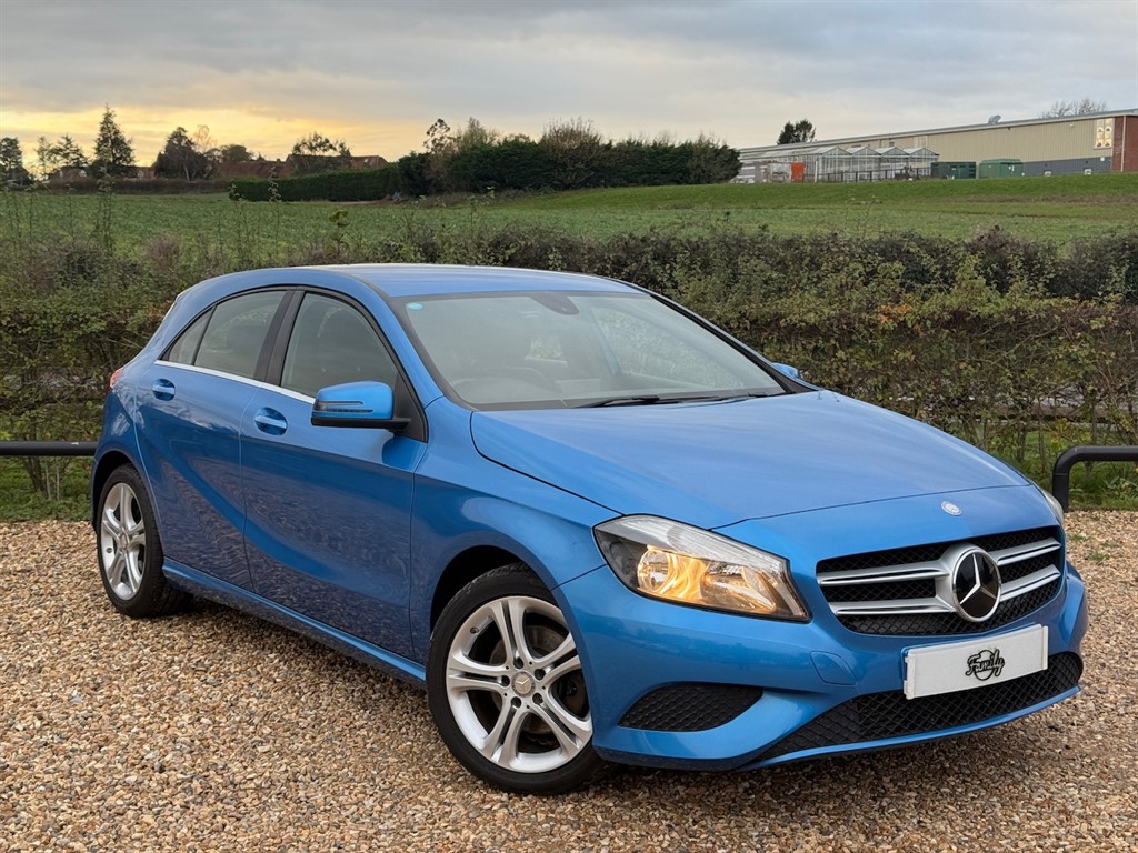 Used Mercedes-Benz A-Class 2015 for sale - 76628569: Photo 1