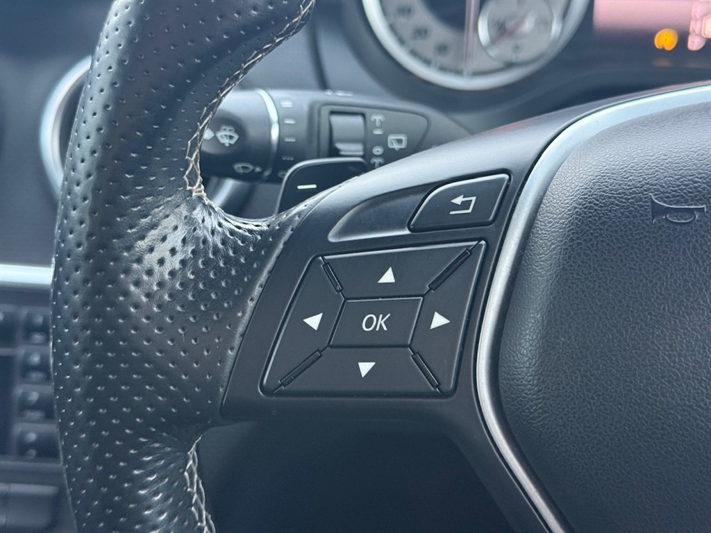 Used Mercedes-Benz A-Class 2015 for sale - 76628569: Photo 30