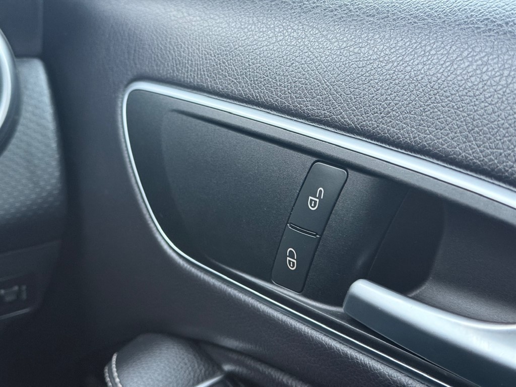 Used Mercedes-Benz A-Class 2015 for sale - 76628569: Photo 33