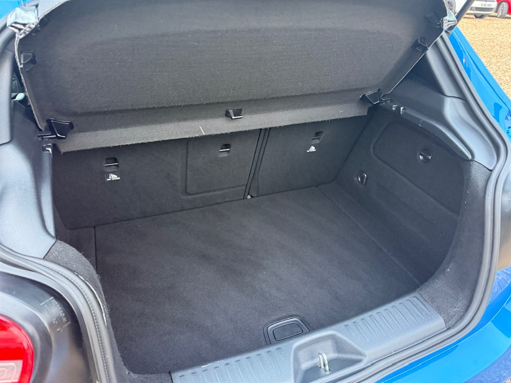 Used Mercedes-Benz A-Class 2015 for sale - 76628569: Photo 57