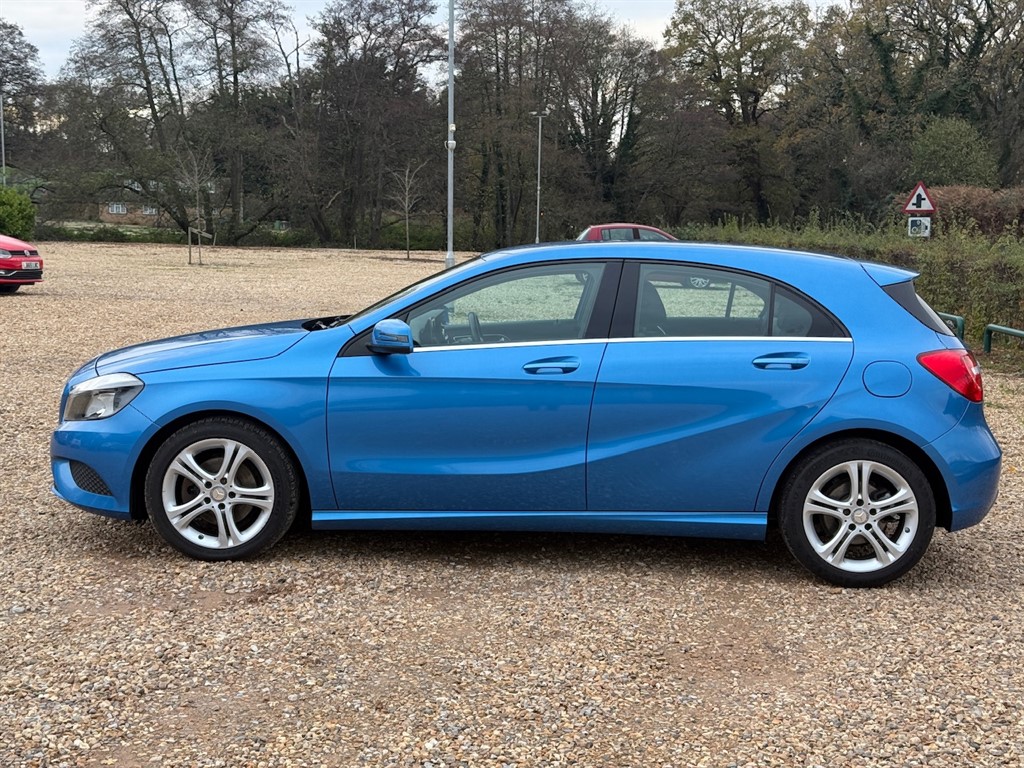 Used Mercedes-Benz A-Class 2015 for sale - 76628569: Photo 8
